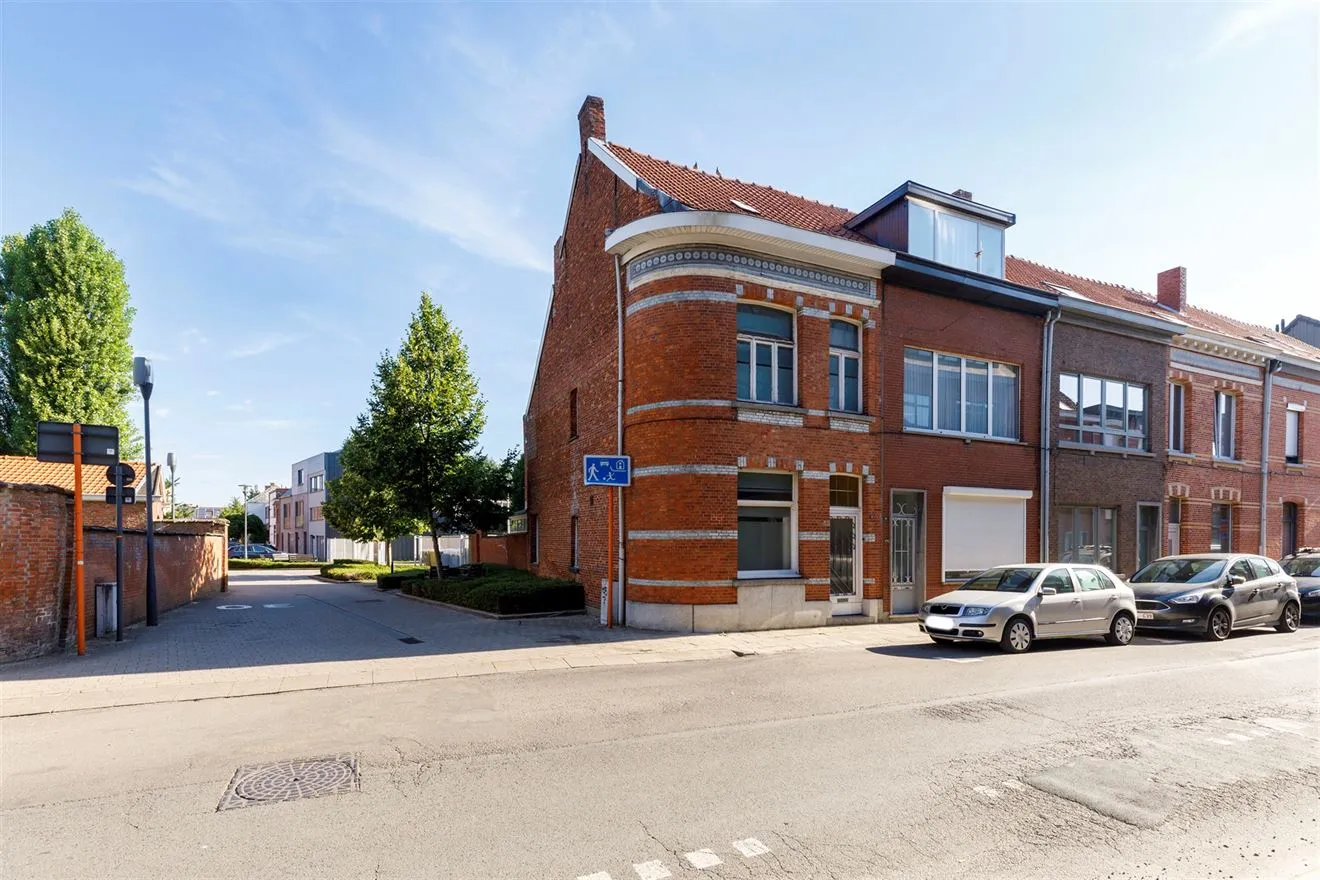 Hus Til salgs - 2300 TURNHOUT BE Image 1